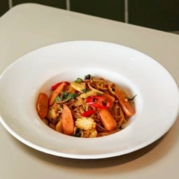 DL สปาเก็ตตี้ขี้เมาไส้กรอก