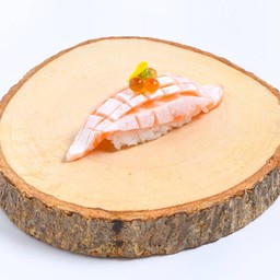 ซูชิท้องปลาแซลม่อน