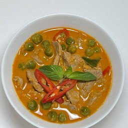 พะแนงหมูมันน้อย (เล็ก)