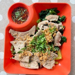 ลวกจิ้ม (ตับ+ไส้)