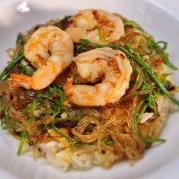 ข้าวราดวุ้นเส้นผัดชะอมกุ้งสด