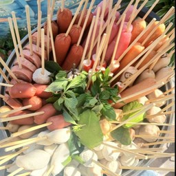 ลูกชิ้นนึ่งน้ำจิ้มแบบรวม 11 ไม้