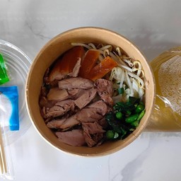 ป้อมบริการ ข้าวมันไก่ เย็นตาโฟ ศูนย์อาหารกังสดาล