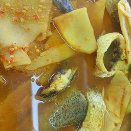 แกงเหลืองปลากระพง