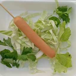 เฮียเบสลูกชิ้นนึ่ง