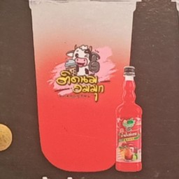 น้ำพันซ์แดงโซดา