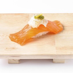 แซลมอนเอนกาวะวาซาบิซูชิ