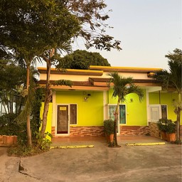 มั่นใจรีสอร์ท