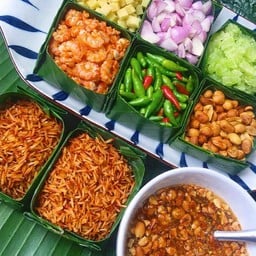 เมี่ยงคำชุดเครื่องจ้าน