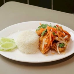 DL ข้าวยำปลาทอด