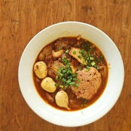 ทิพย์โอชาเตี๋ยวต้มยำน้ำข้น-น้ำใส หมูต้มยำน้ำข้น
