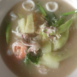 ราดหน้าทะเล