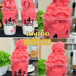 สตรอเบอร์รี่โยเกิร์ต