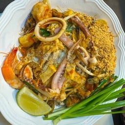 ผัดไทยหอยทอด - ข้าวขาหมู @CJ สาขาเขาขยาย -