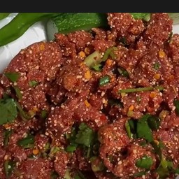 @1. ก้อยหมูมะนาว ( หมูสดล้วนไม่มีเครื่องใน ไม่ใส่เลือดสดนะคะ)