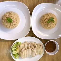 ไก่สับเป็นกับข้าว+ข้ามมันเปล่า 2 จาน