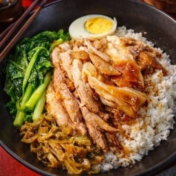 ข้าวขาหมู ขนมจีน ข้าวเหนียวมะม่วง ขนมหวาน  Little Peet CJ พฤกษา11