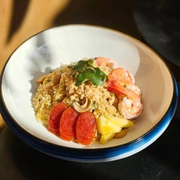 ข้าวผัดสับปะรดกุ้ง