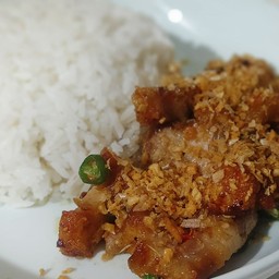 คั่วพริกเกลือ หมูกรอบ