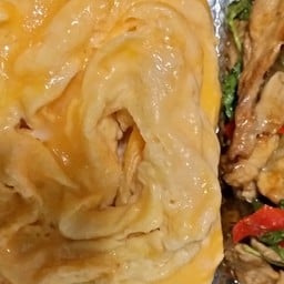 ร้านผัดกระเพราไข่ข้น