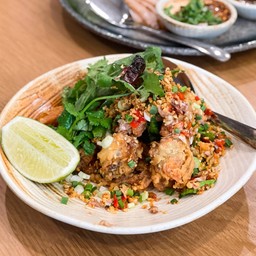 ปูนิ่มคั่วพริกเกลือ ( Chilli & Salt Soft Shell Crab )