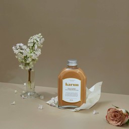 ชาไทยขวดกลิ่นดอกหอมหมื่นลี้และกุหลาบขนาด 250ml.