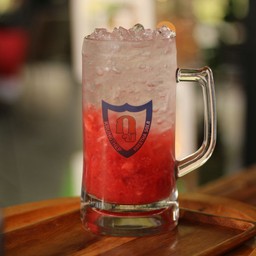 สตอเบอรี่โซดาเย็น - Iced Strawberry Soda