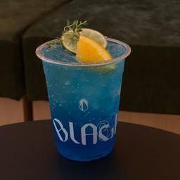 บลู คูราโซ่ โซดา (Blue Curacao Soda)