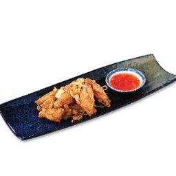 ปีกไก่ทอดน้ำปลา (Deep Fried Chicken Wing)