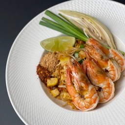 ผัดไทยกุ้งสด