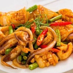 ผัดพริกแกงทะเล(กับข้าว)