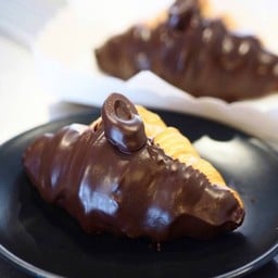 Dark Chocolate Croissant