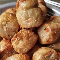 จ๊อห้าดาวทอด  5ลูก +นักเกตไก่ทอด6ชิ้น