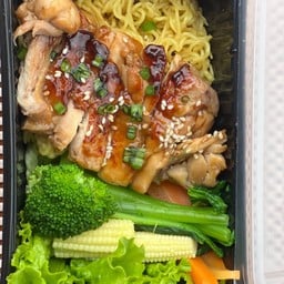 บะหมี่่เหลือง ไก่ เทอริยากื