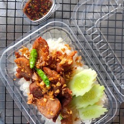 ข้าวหมูทอดกระเทียม