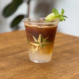 Es Mojito Tonic (เอสโมจิโต้โทนิค)