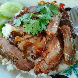 ครัวคุณยุ้ย -