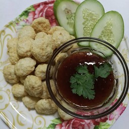 ตาแยมกะเพรากล่อง