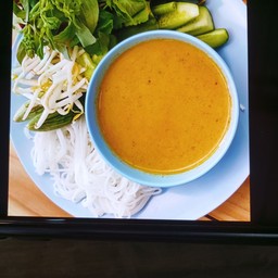 แม่บุญจิตร ขนมจีนและอาหารพื้นบ้านบ้านปักษ์ใต้