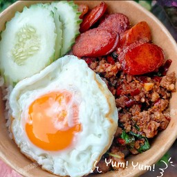 ร้านพี่เอก ไข่ข้นxกะเพราซิ่งสุดซอย