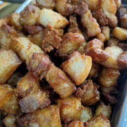 หมูสามชั้นทอดน้ำปลา