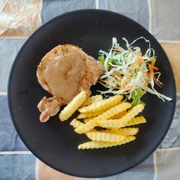 สเต็กหมูพริกไทยดำ