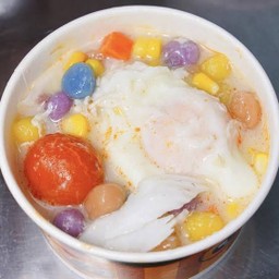 บัวลอยทรงเครื่อง  ไข่คู่ (ไข่หวานไข่เค็ม)