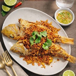 ปลาแดงทอดขมิ้น ปลา 2ตัว