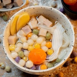 บัวลอยไข่เค็มน้ำขิง.