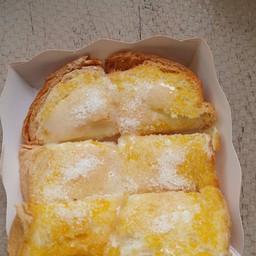 ปัง เนยน้ำตาล