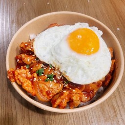 ข้าวหน้าหมูผัดซอสโคชูจังสูตรร้านไข่ดาวเยิ้ม