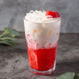 สตรอเบอร์รี่นมสด.