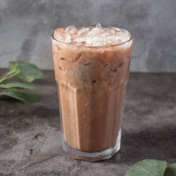 โอวัลติน.