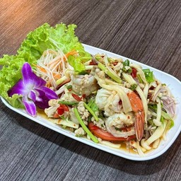 ยำสาวมหาลัย